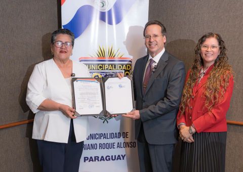 La Municipalidad de Mariano Roque Alonso declara “Visitante Ilustre” al Dr. José Benjamín Pérez Matos