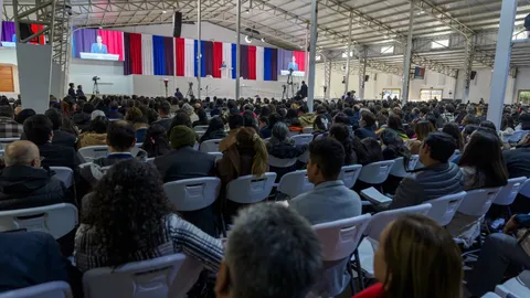 Miles de Personas Participaron en las Actividades Encabezadas por José Benjamín Pérez Matos en Santiago de Chile